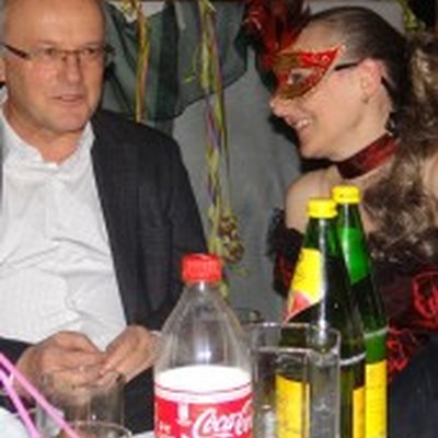 Hausball-im-Krankenhaus-9-170x200.jpg